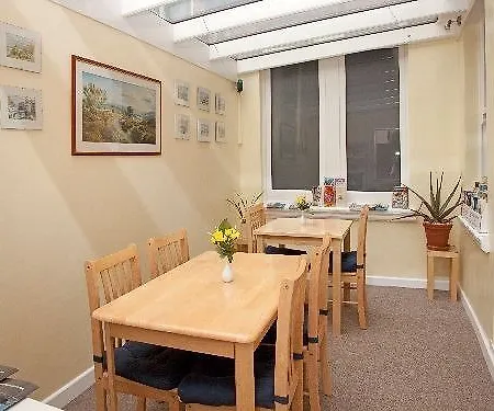 The Meltham 4*